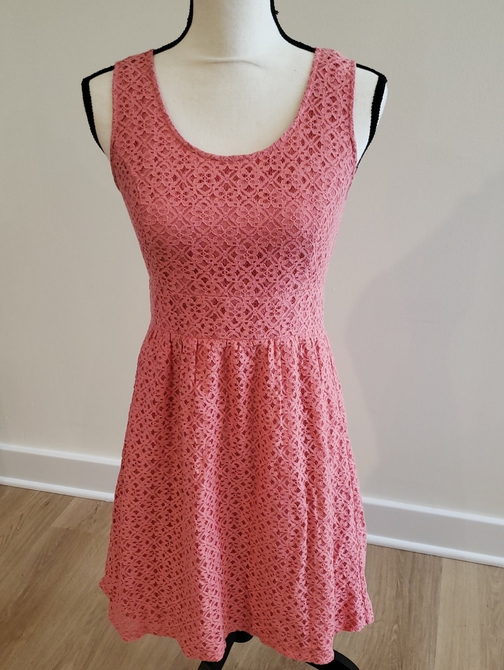 LOFT Coral Pink Lace Scoop-Neck Fit-and-Flare Dress